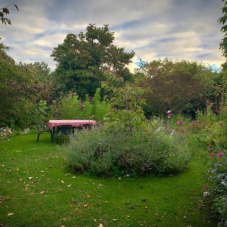 The Racecourse Inn Longford 외부 사진