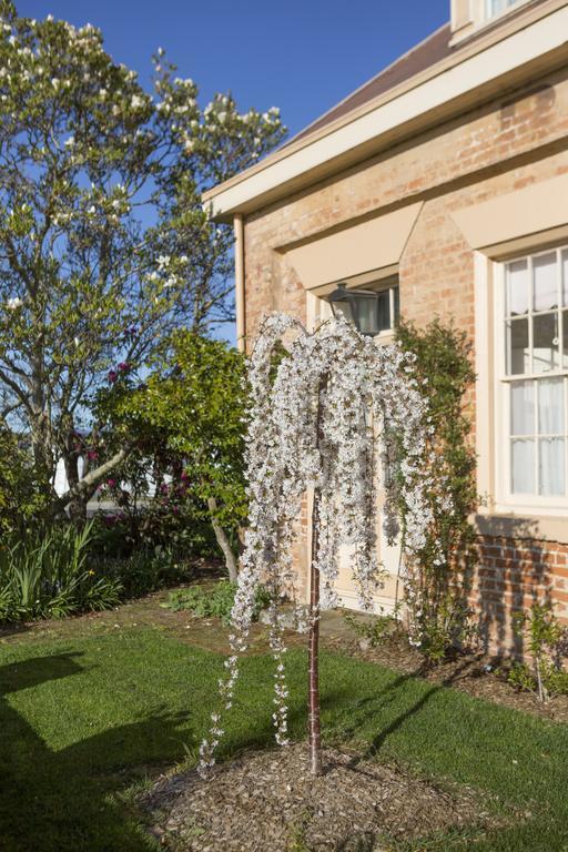 The Racecourse Inn Longford 외부 사진